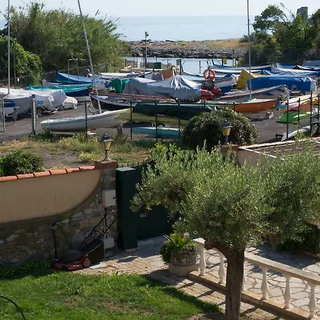 Apartment Casetta Di Mara Imperia